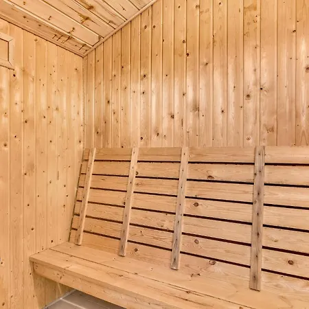 Дом отдыха Gorgeous In With Sauna
