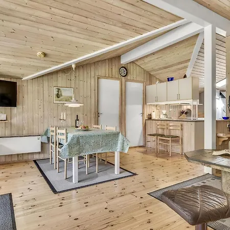 Gorgeous In With Sauna Feriehus Tranekær